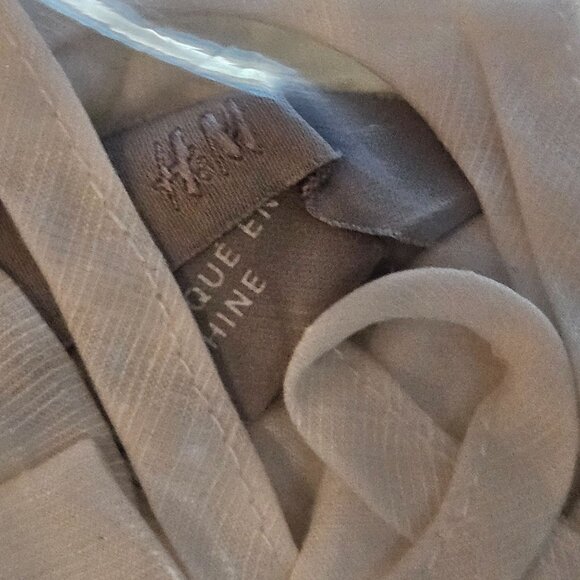 H&M Sleeveless Boho Tunic Top Ruffle Collar & Peplum Hem White Size L - Picture 13 of 15